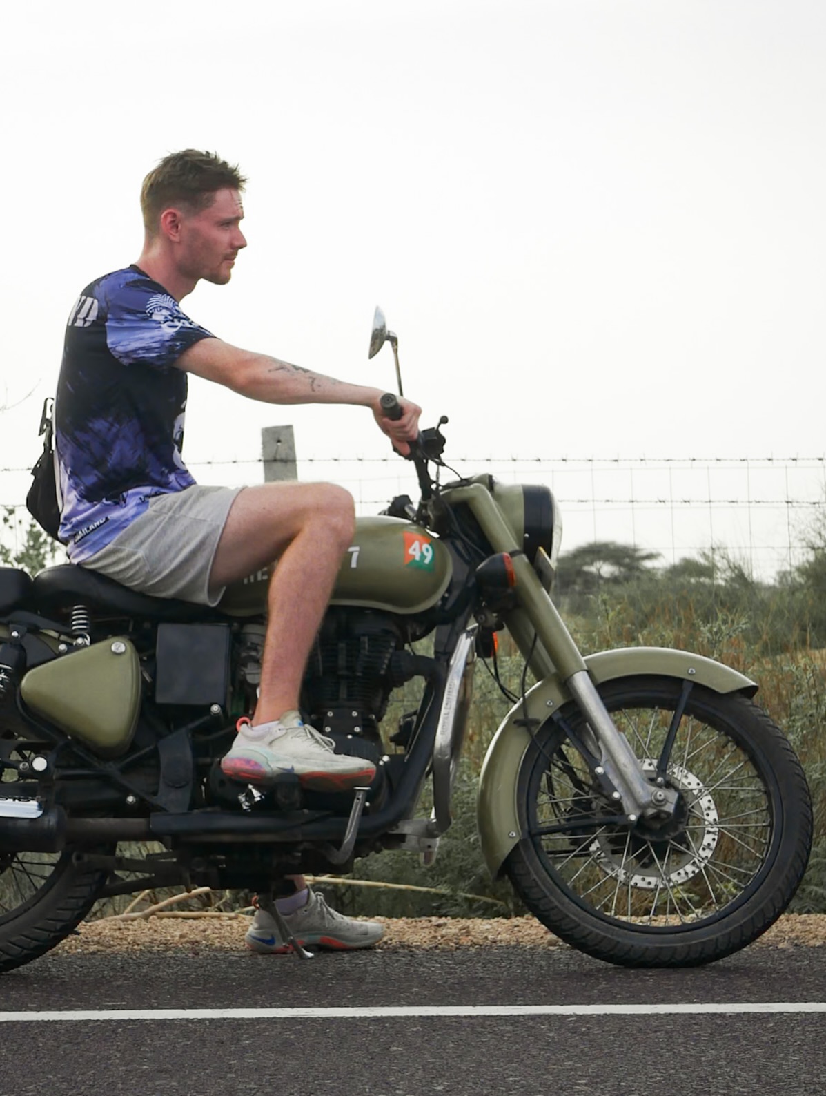 Wanted to try some my hand at some narrative writing & was feeling nostalgic about India, probably my favorite country I have visited 🇮🇳
This is a story about how I spent a couple of my days at the far western edge of India, only about twenty-five miles away from the border with Pakistan’s Sindh province. It was certainly an unforgettable few days.
This is my first time really writing a narrative style story on beach 2 bodega, so I hope you’ll read and let me know what feedback you have ! (Link in bio) 🫡
#indiatravel #rajasthan #jaisalmer #indiatravelgram #rajasthandiaries