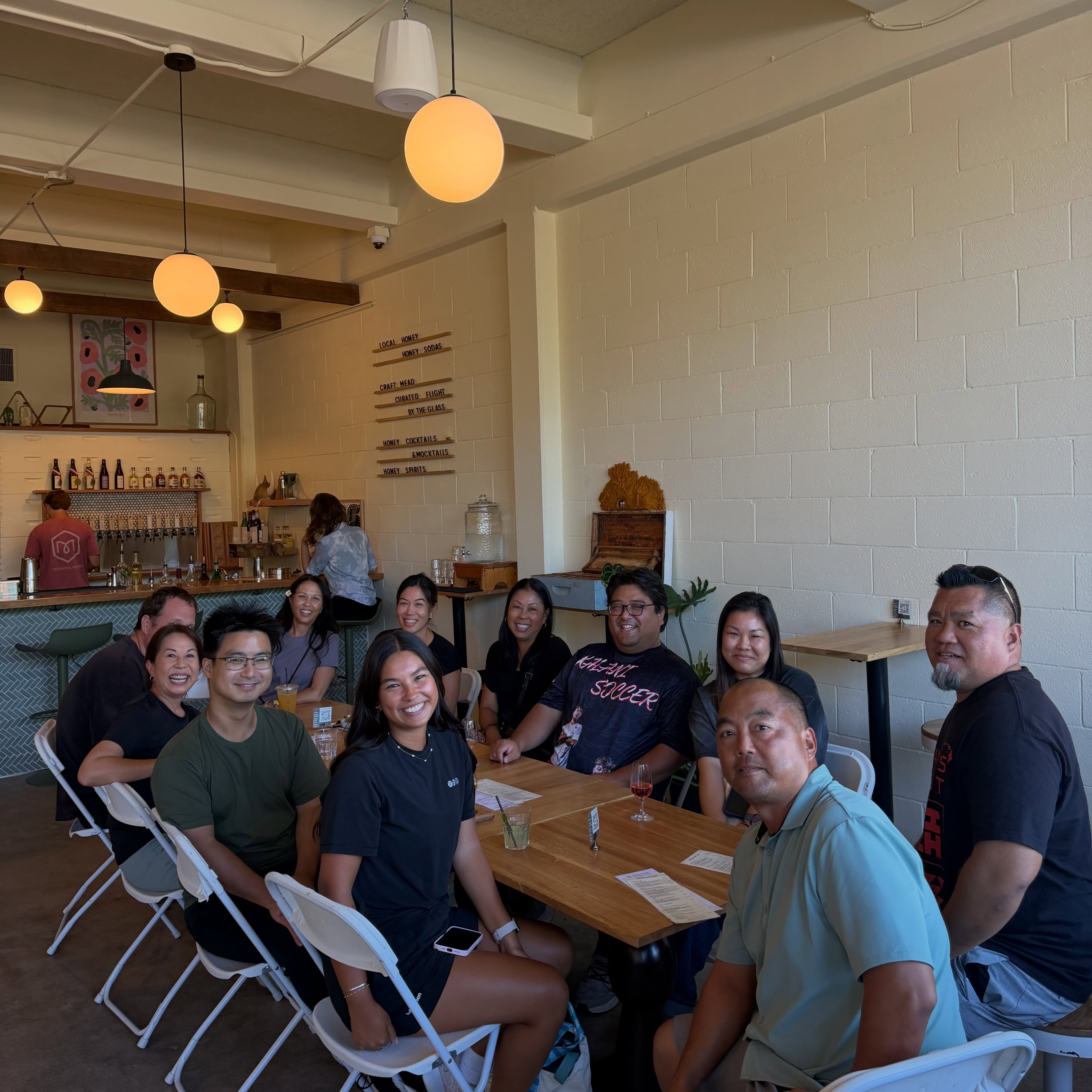 This back to school season we want to send our greatest mahalos to all the teachers out there!!
We had the honor to host the Kaimuki Middle School teachers for a fun and laughter filled Aloha Friday Pau Hana!
Big mahalos to all the teachers out there!! We appreciate everything you do and we can’t thank you enough!
Send this to your favorite teacher and buy a glass of mead for them! They deserve it!
#thankateacher #manoahoneymead #keepitkaimuki