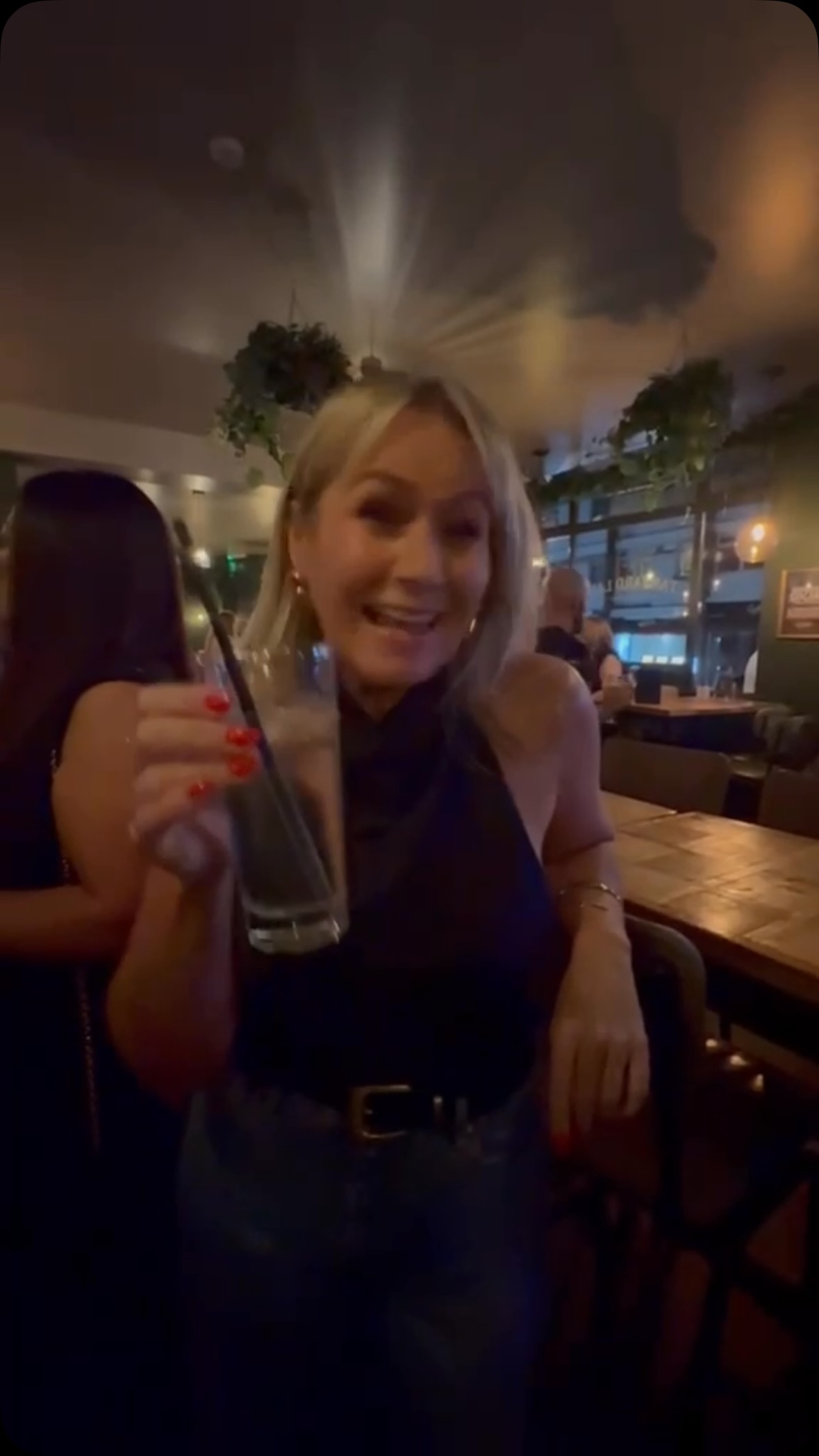 Work hard … play harder 😉🤣
Thanks to Izzy for creating the video of a crazy night and thanks to @tanyardlane for the tunes.
#salon167davidlloyd #lettingourhairdown #workhardplayharder #teamnightout #firstdrinkofthenight