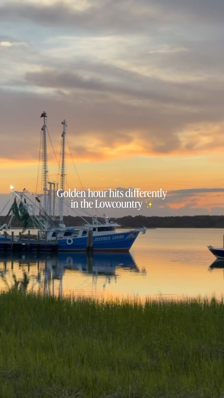 Golden hour just hits different in the Lowcountry… ✨
Warm light, moss draped oaks, marsh views, and that little bit of coastal magic that makes you want to stay outside just a little longer.
Ready to make Lowcountry living part of your everyday? Let’s find your place here. 🤍
#lowcountryliving #goldenhour #hiltonheadsc #blufftonrealestate