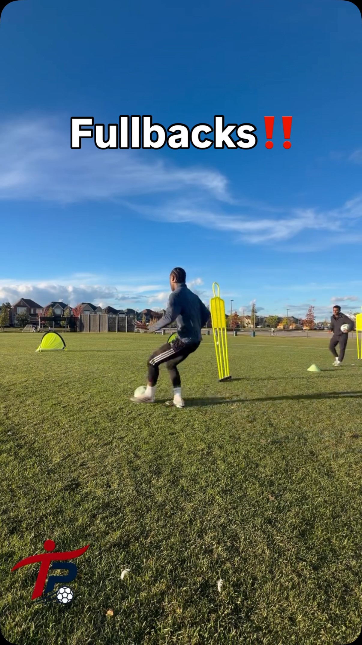 Read the space. Pick the pass.⚽️
Recognize the option — play down the line or find the pass inside.
Book your session now, Link In Bio‼️
#soccertraining #personaltraining #soccer #totalperformancesoccer
Official Leanfit Ambassador💪🏽
Use code TOTALPERFORMANCESOCCER for 20% off Leanfit products at checkout.
https://leanfit.ca/TOTALPERFORMANCESOCCER
Contact Us:
📲 (437) 993-5524
📧 tpsoccertraining@gmail.com
https://totalperformancetoronto.com/